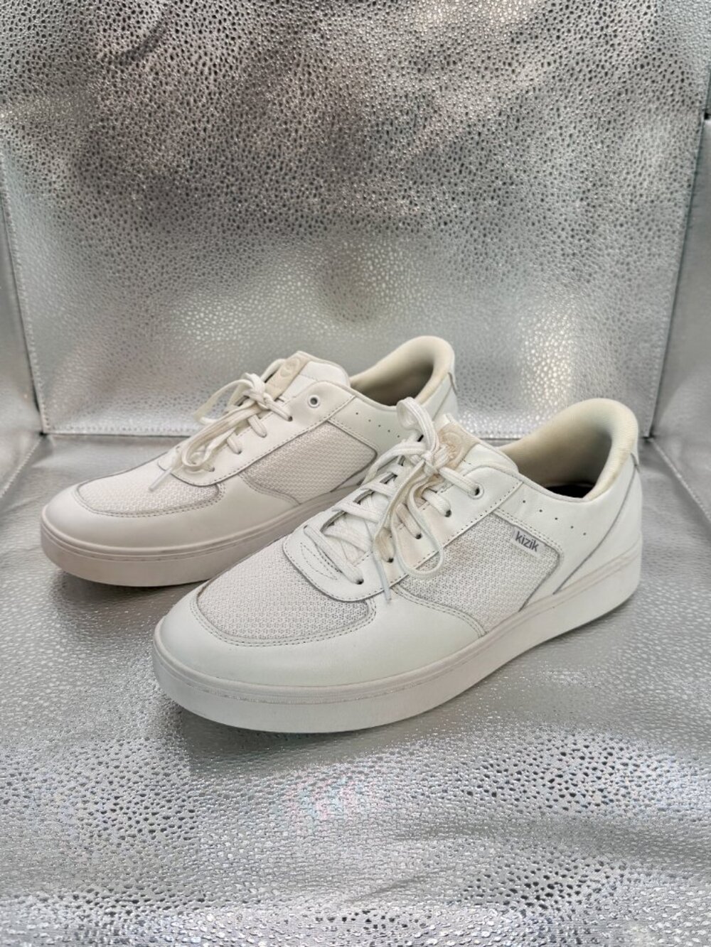 Kizik Mens Oslo Hands-Free Sneaker White Recycled Leather Knit Shoes MREDWT01-1D